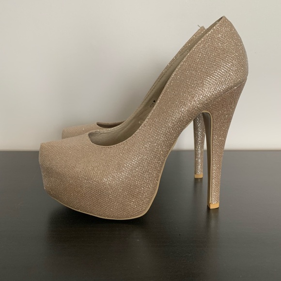 Ardene Heels Size 9 - Picture 2 of 3